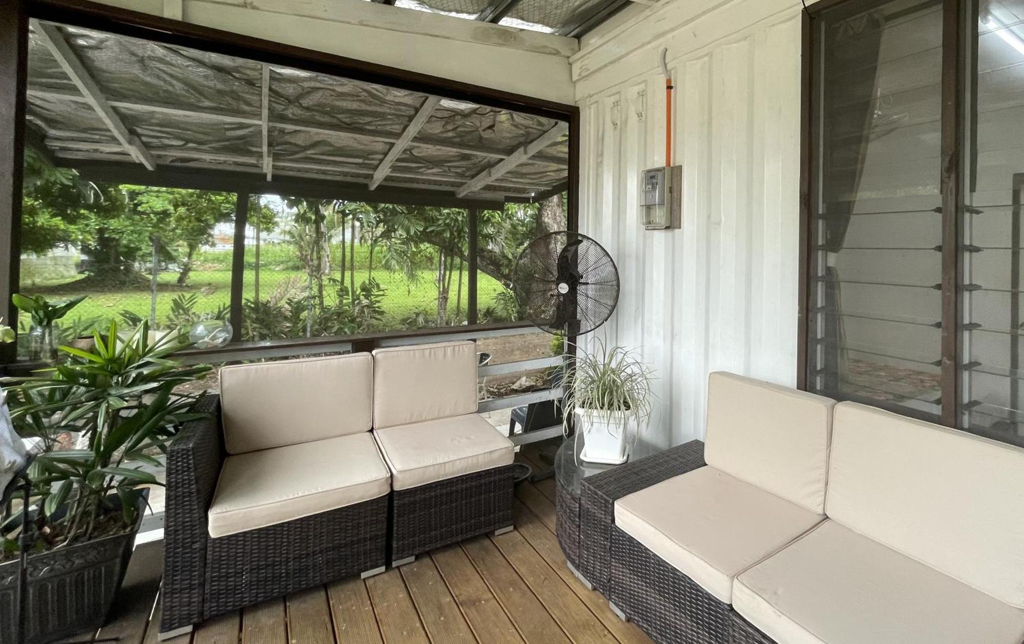 Olivias Accommodation Апіа Екстер'єр фото