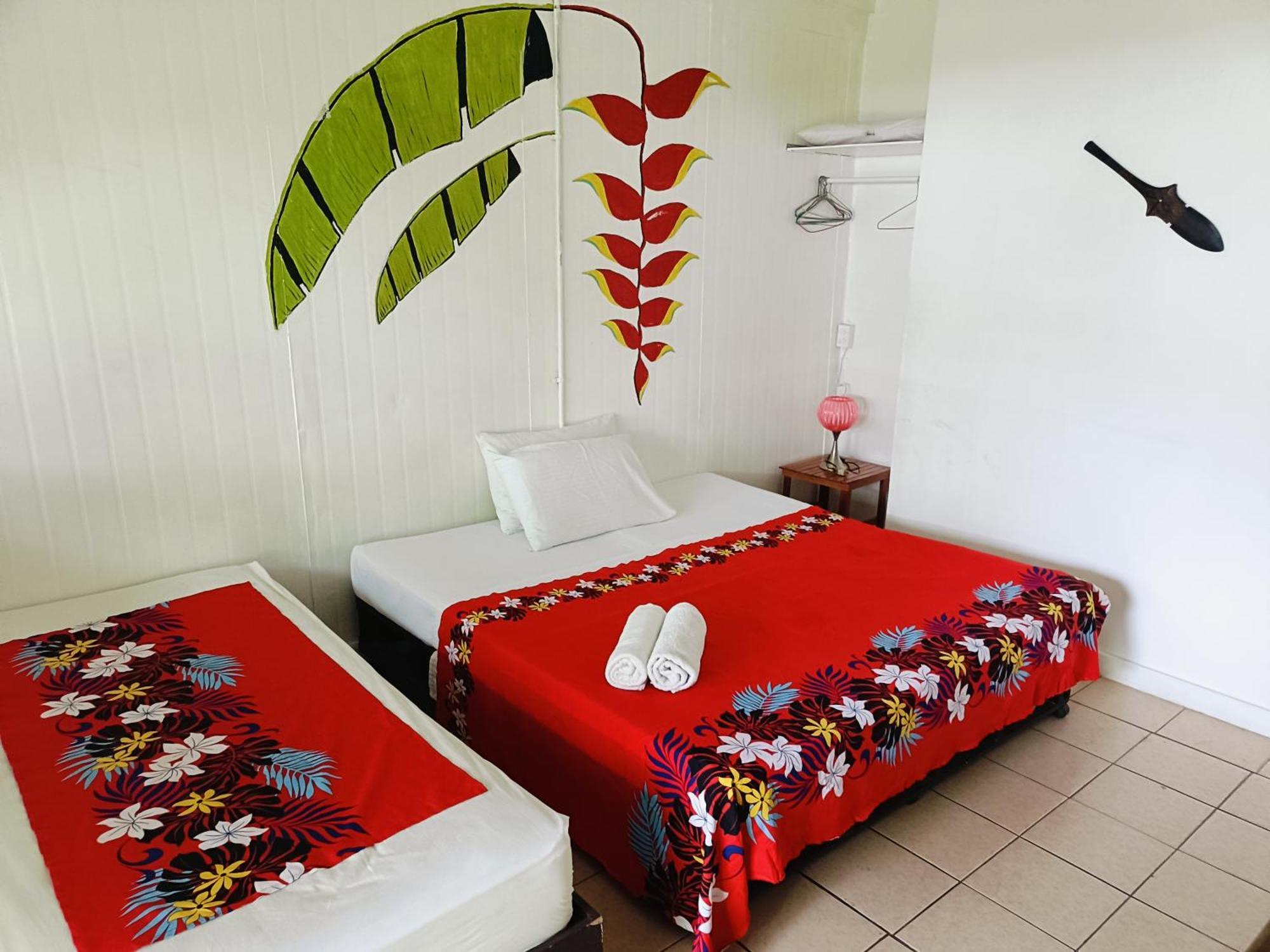 Olivias Accommodation Апіа Екстер'єр фото